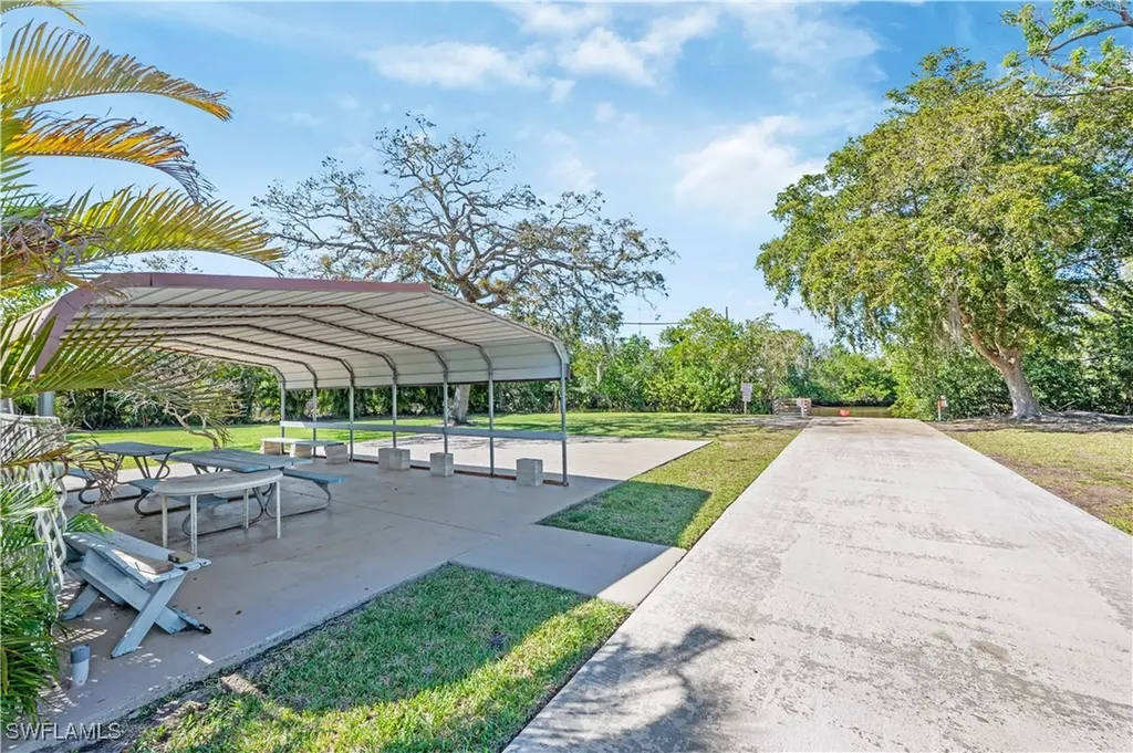 110 Audubon Road Naples FL 34114
