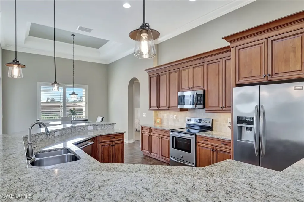 4821 Tarpon Avenue Bonita Springs FL 34134