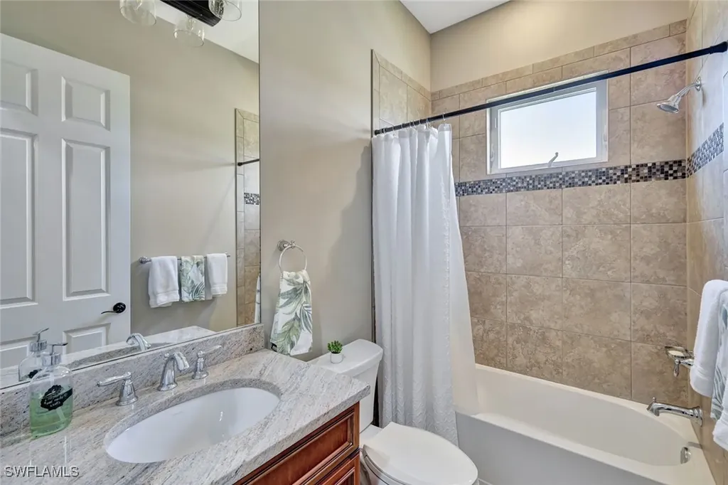 4821 Tarpon Avenue Bonita Springs FL 34134