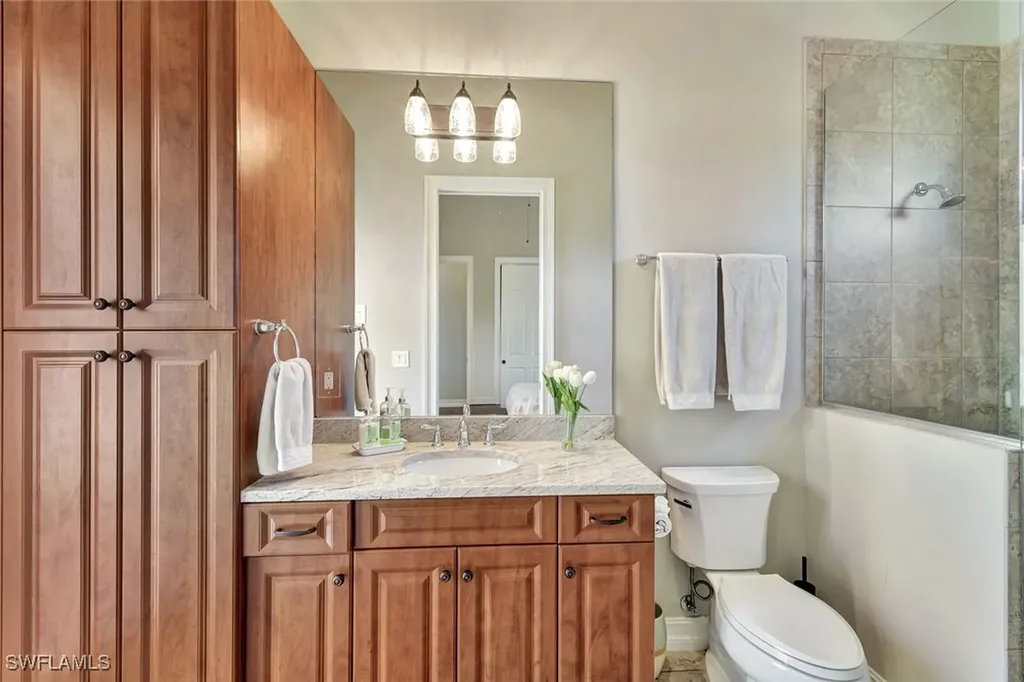 4821 Tarpon Avenue Bonita Springs FL 34134