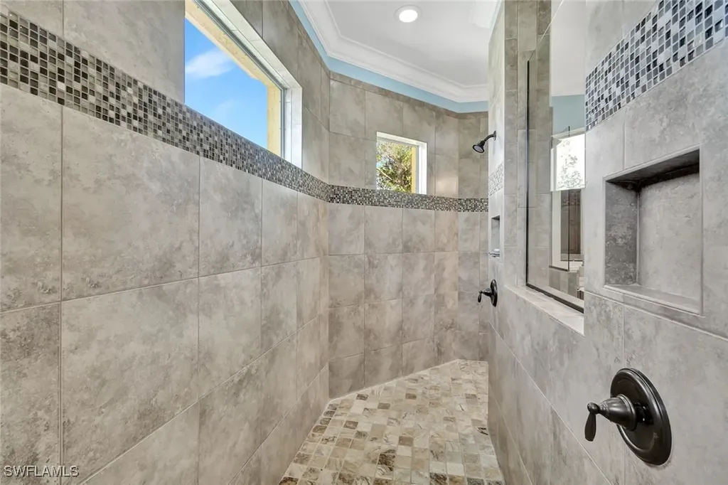 4821 Tarpon Avenue Bonita Springs FL 34134