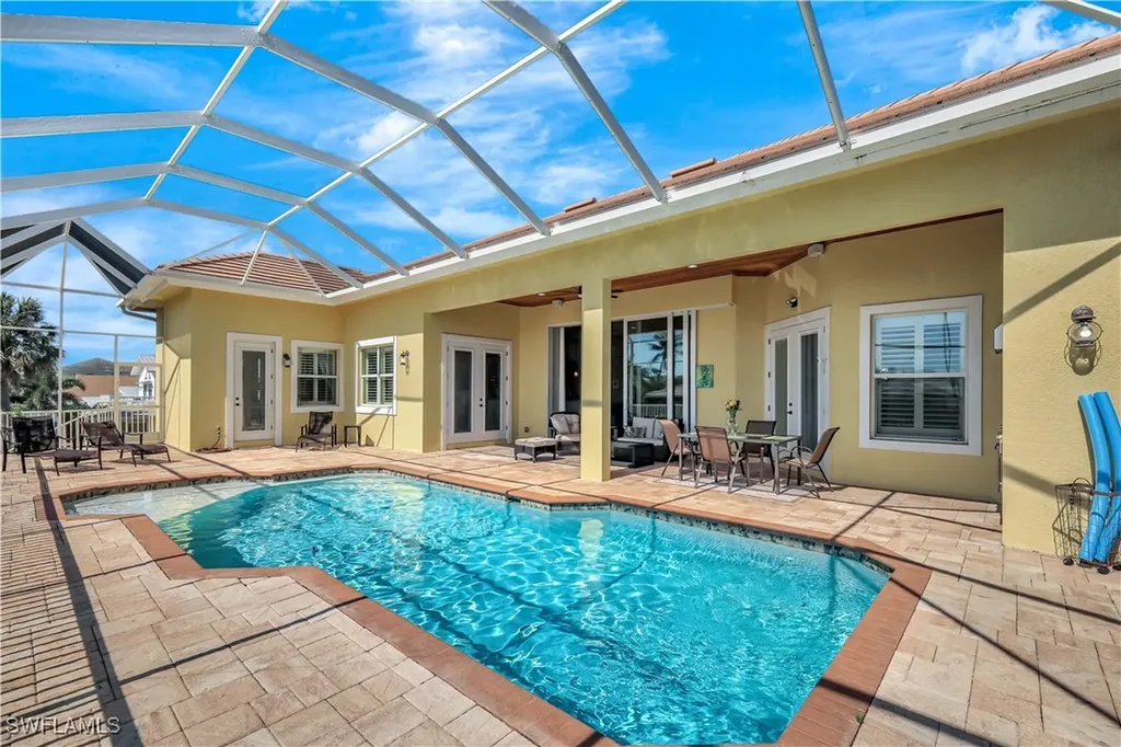4821 Tarpon Avenue Bonita Springs FL 34134