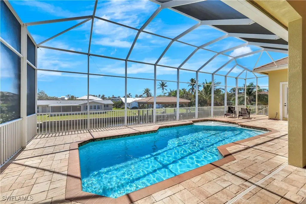4821 Tarpon Avenue Bonita Springs FL 34134