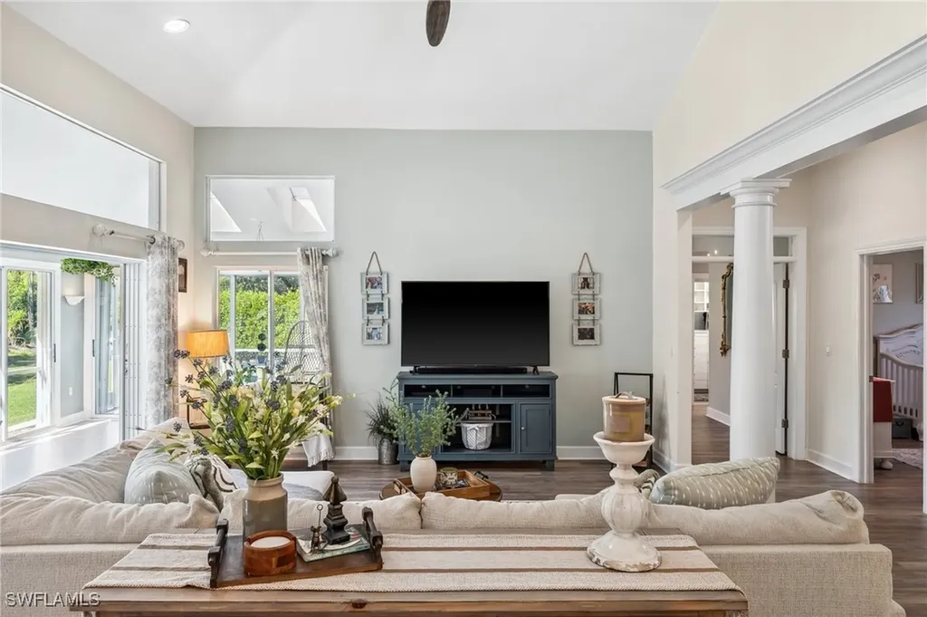 6857 Mill Run Circle Naples FL 34109