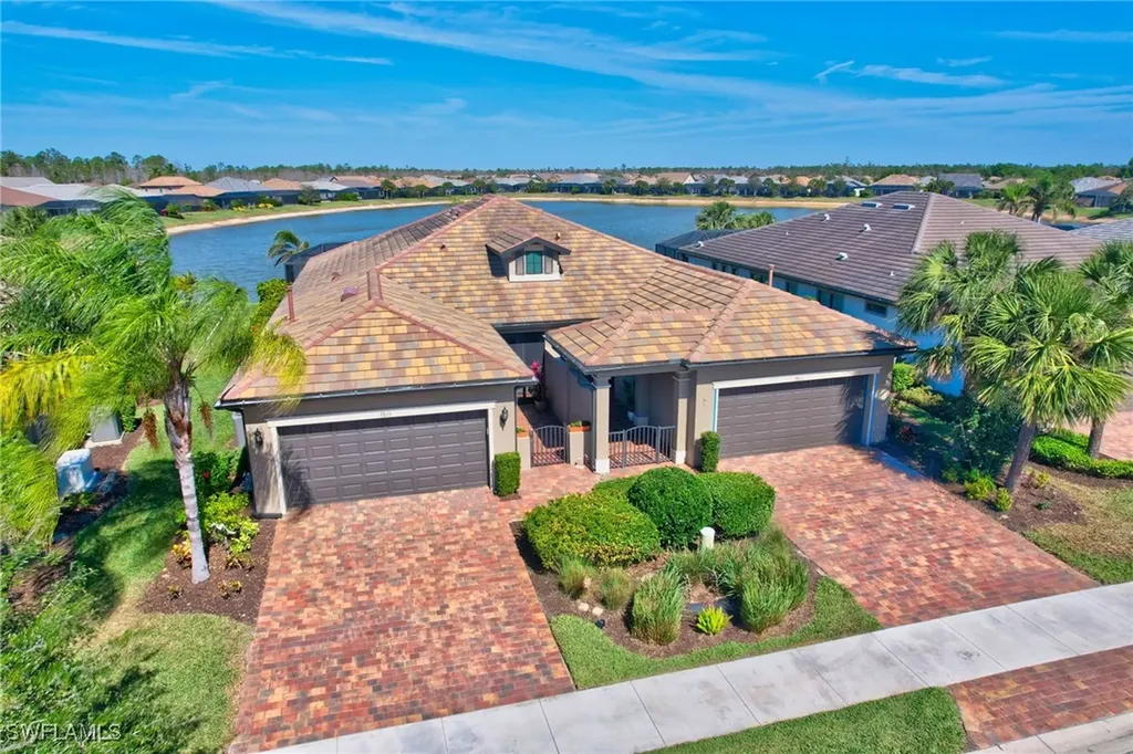 7815 Jacaranda Lane Naples FL 34114