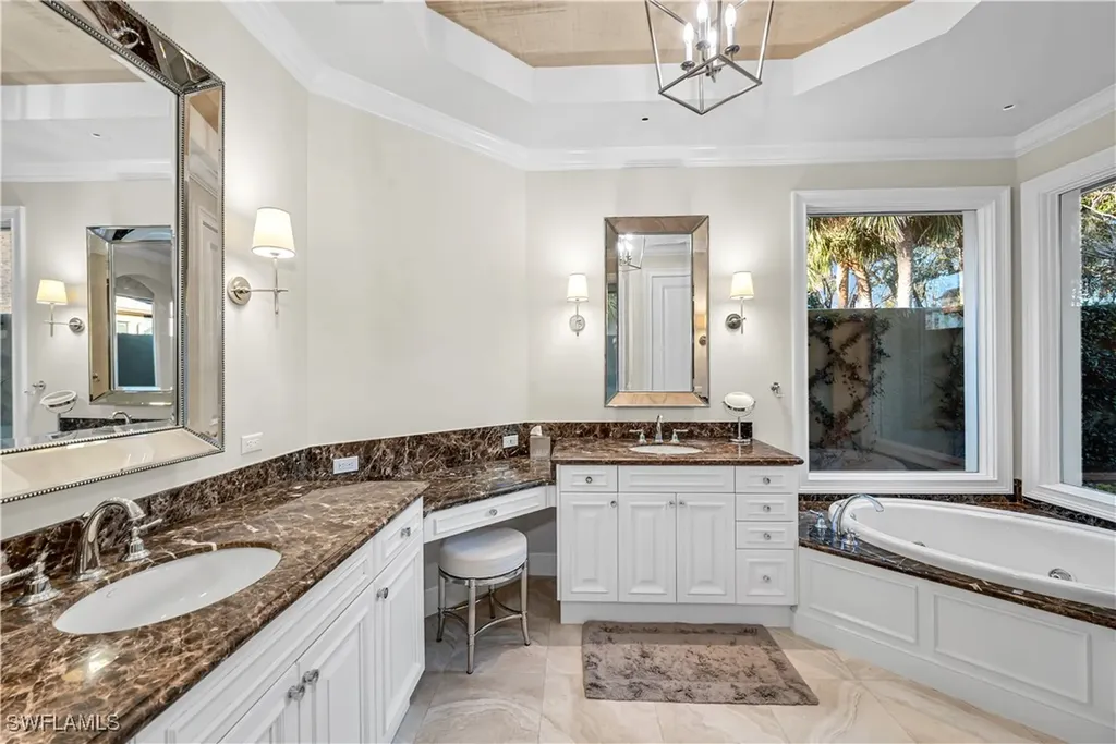 12627 Colliers Reserve Drive Naples FL 34110