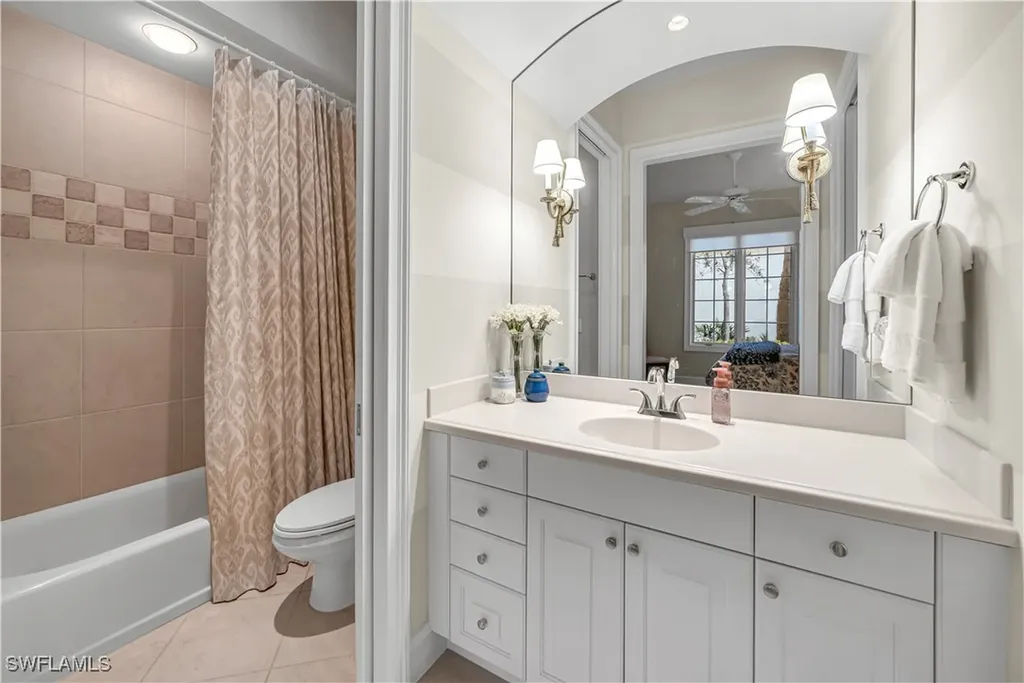 12627 Colliers Reserve Drive Naples FL 34110