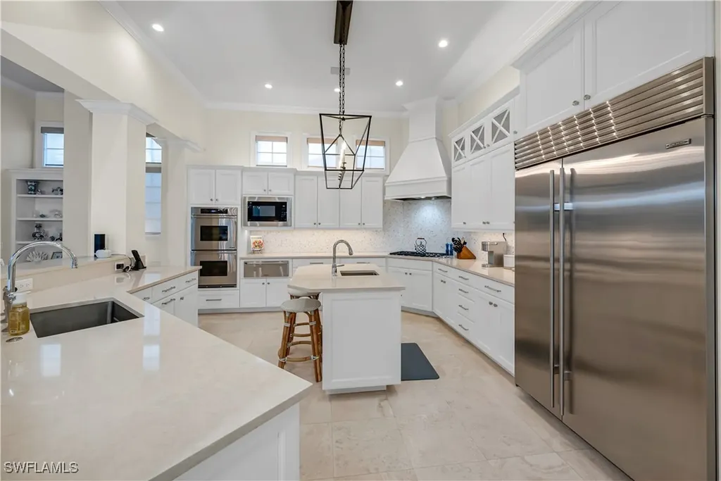 12627 Colliers Reserve Drive Naples FL 34110