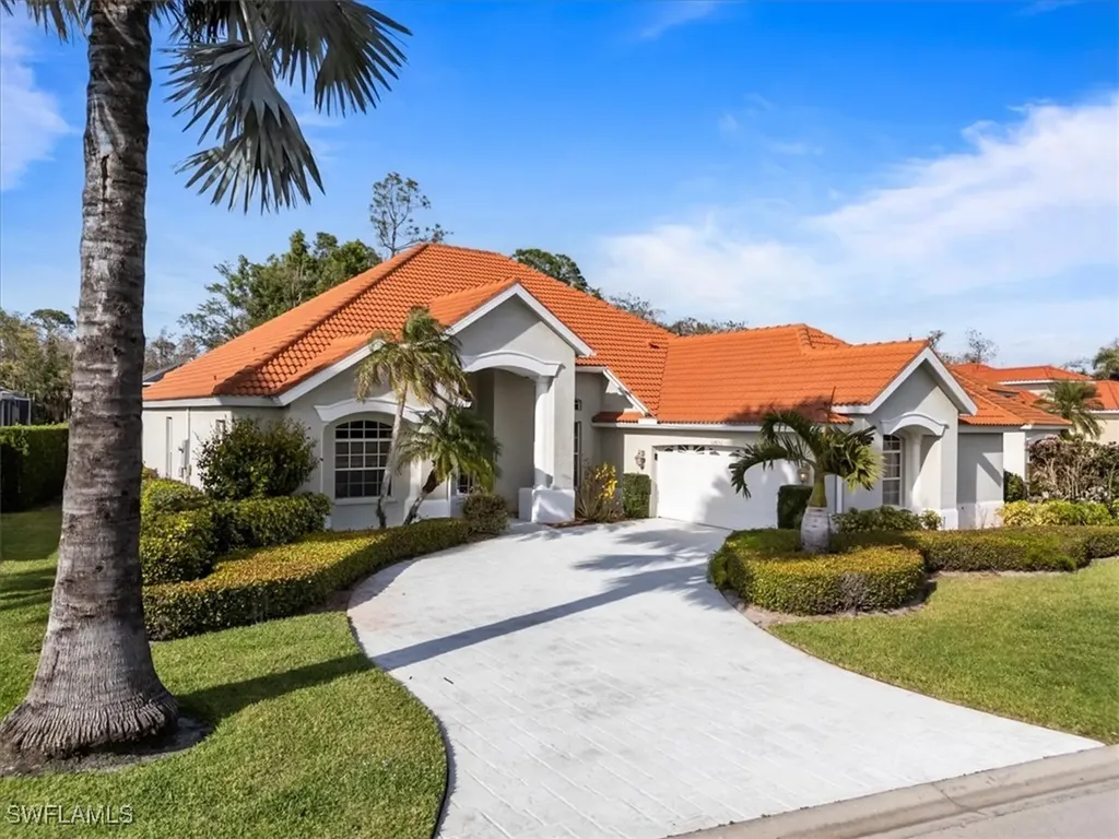 Bonita Springs FL, 12651 Hunters Lakes Court