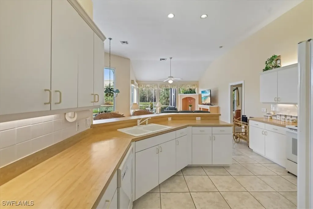 12651 Hunters Lakes Court Bonita Springs FL 34135
