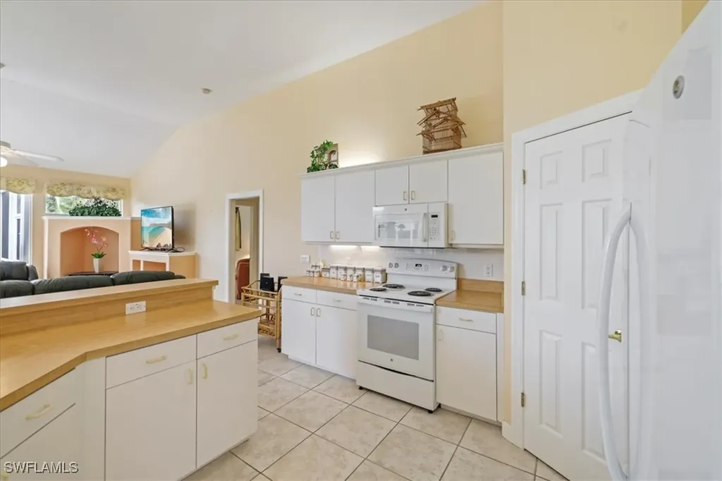 12651 Hunters Lakes Court Bonita Springs FL 34135