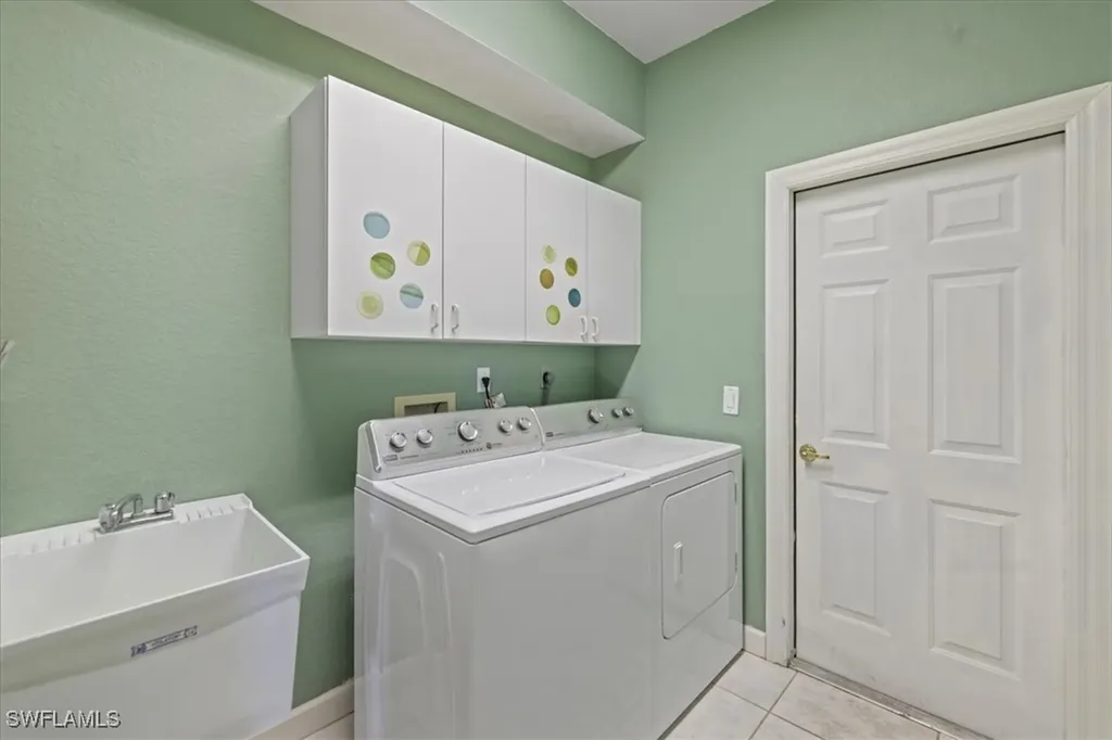 12651 Hunters Lakes Court Bonita Springs FL 34135