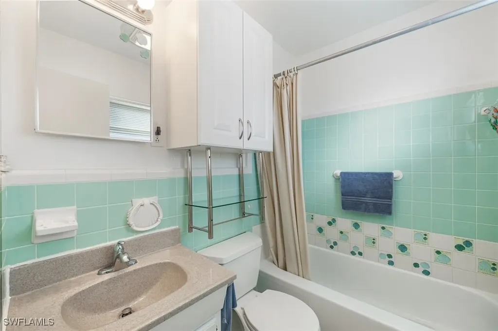 11 Spoonbill Avenue Everglades City FL 34139