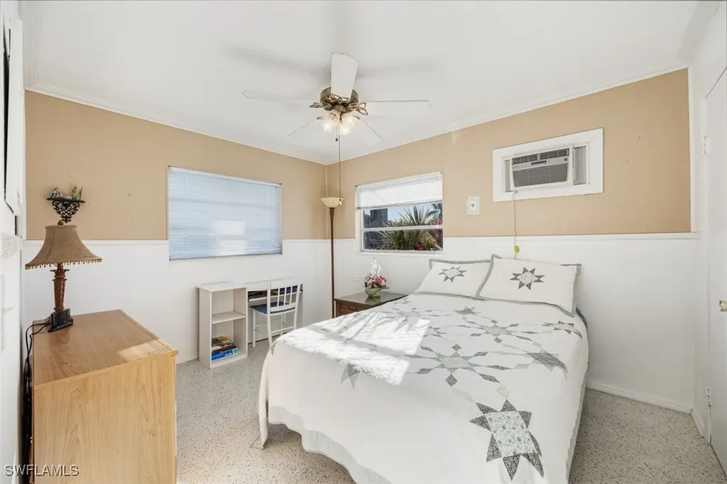 11 Spoonbill Avenue Everglades City FL 34139