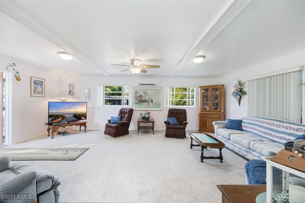 11 Spoonbill Avenue Everglades City FL 34139
