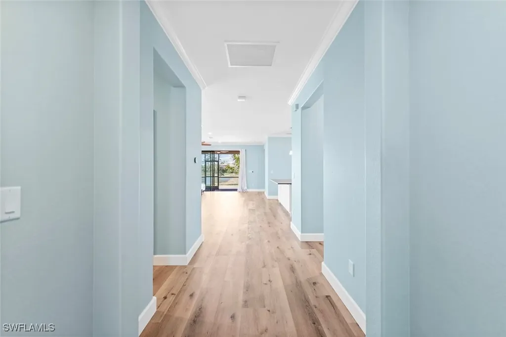 9251 Woodhurst Drive Naples FL 34120