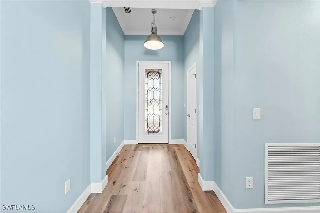 9251 Woodhurst Drive Naples FL 34120