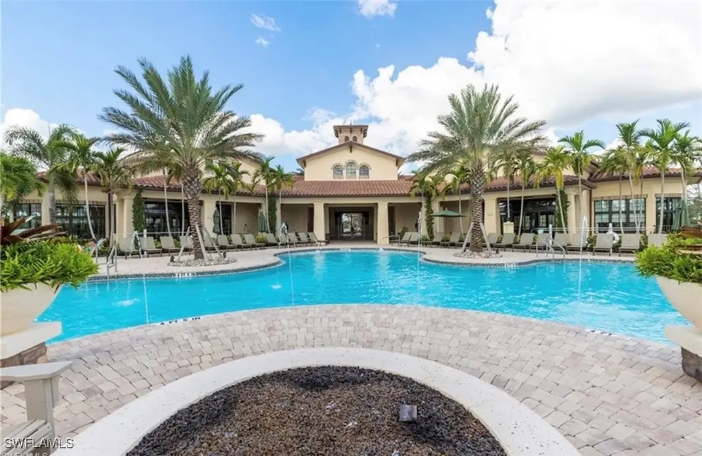9251 Woodhurst Drive Naples FL 34120