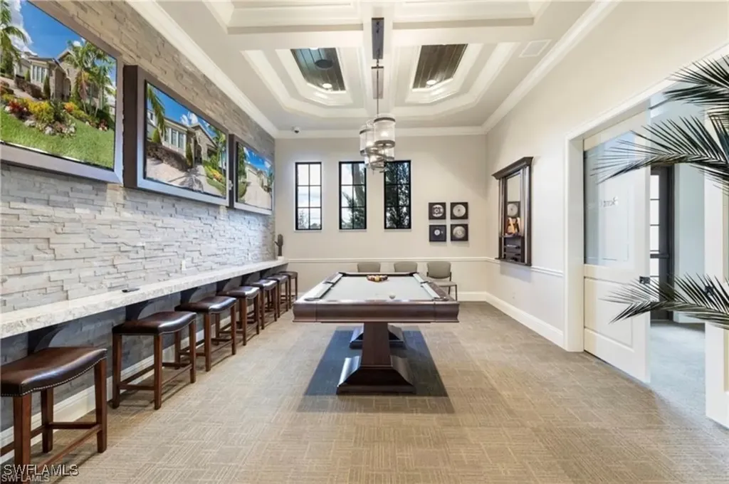 9251 Woodhurst Drive Naples FL 34120