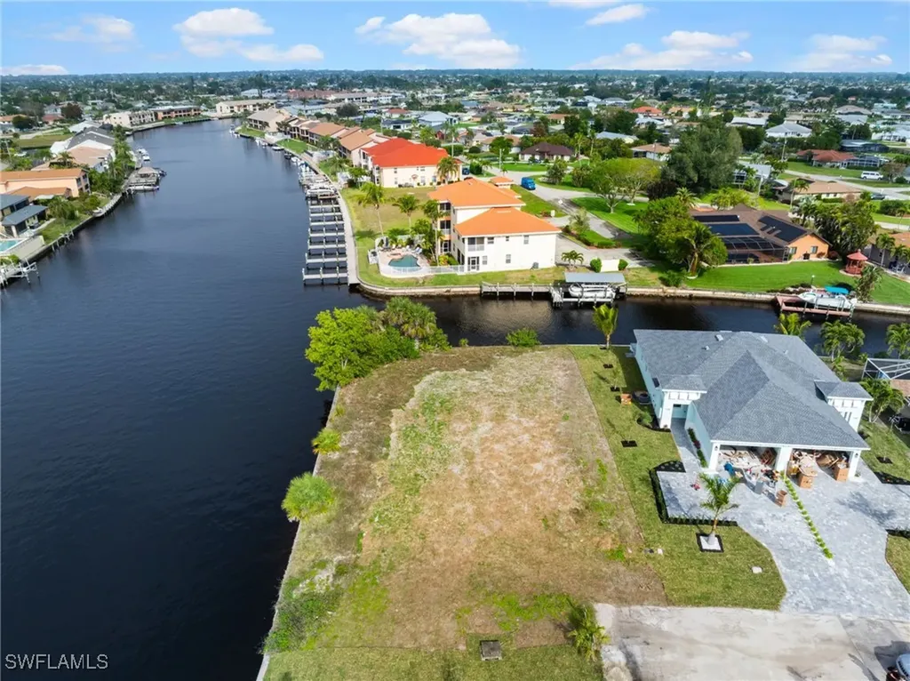 1101 SE 38th Street Cape Coral FL 33904