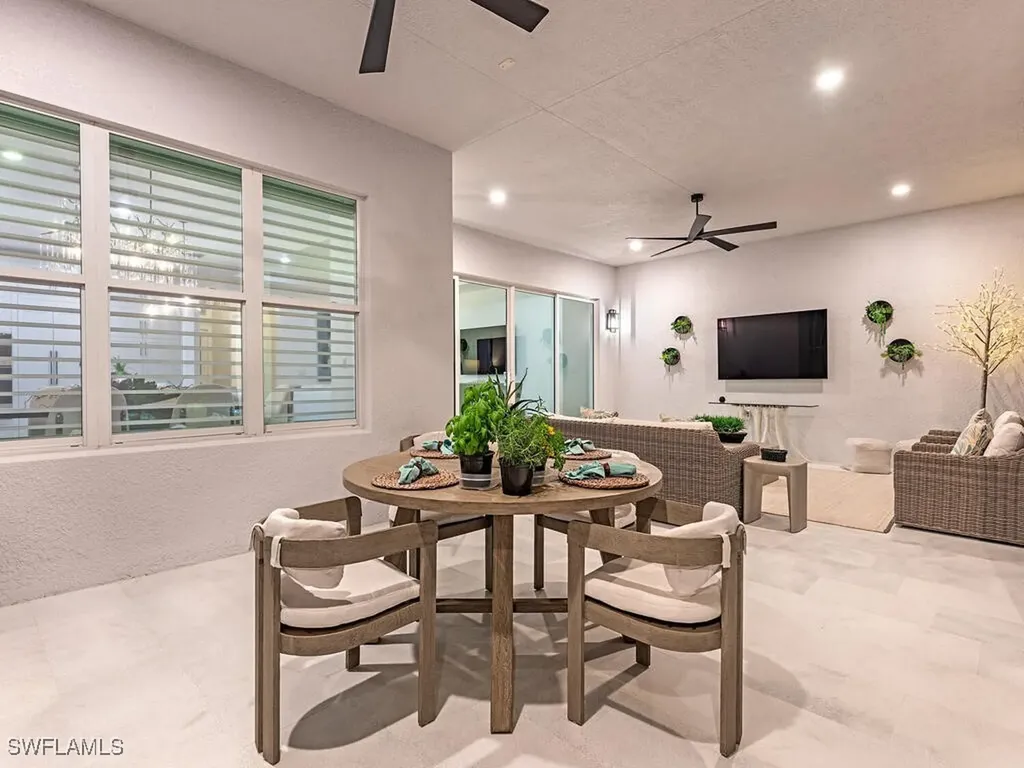 12077 Mimosa Street Naples FL 34120