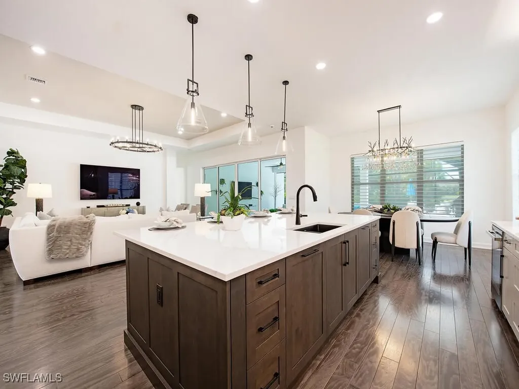 12077 Mimosa Street Naples FL 34120
