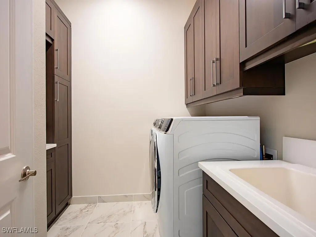 12077 Mimosa Street Naples FL 34120