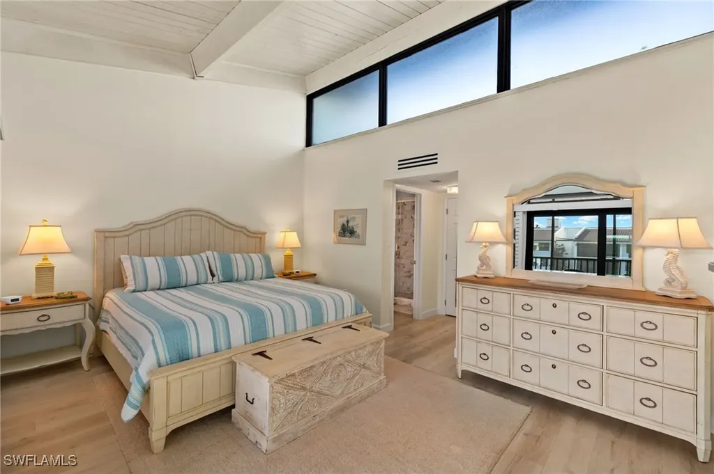 979 E Gulf Drive Sanibel FL 33957