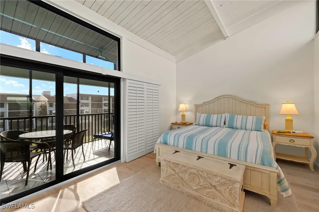 979 E Gulf Drive Sanibel FL 33957