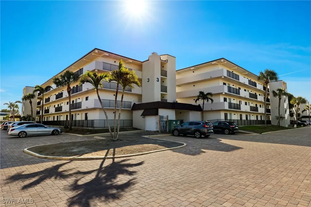 979 E Gulf Drive Sanibel FL 33957