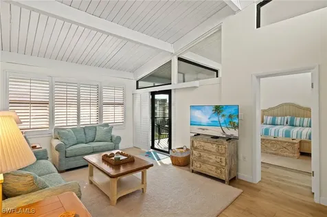 979 E Gulf Drive Sanibel FL 33957