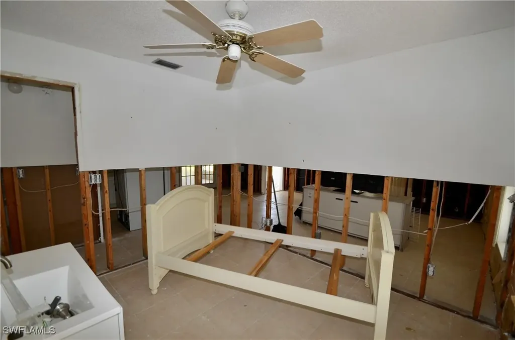 2571 Tamarind Street St. James City FL 33956