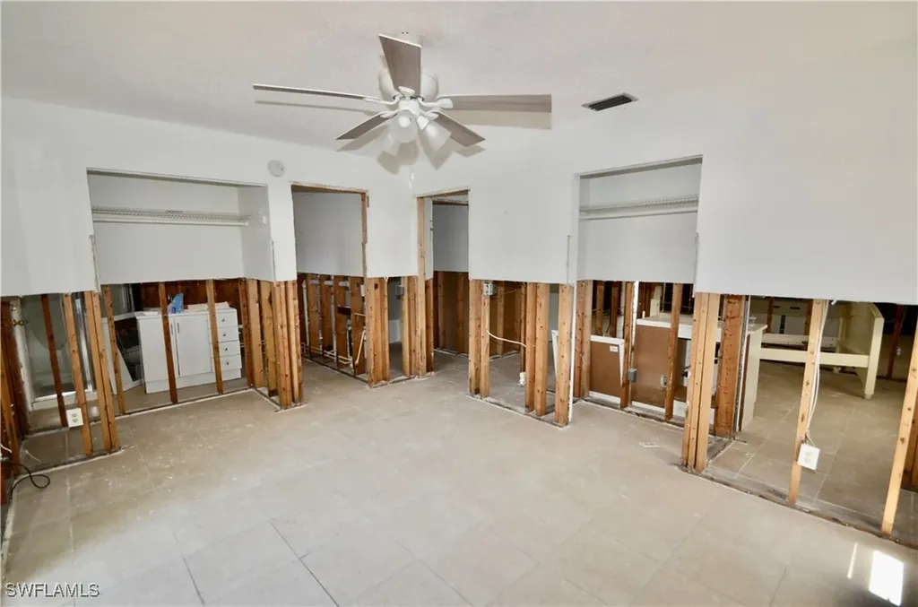 2571 Tamarind Street St. James City FL 33956