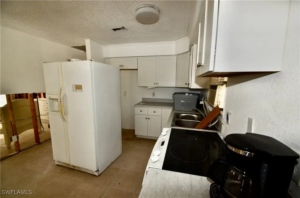 2571 Tamarind Street St. James City FL 33956