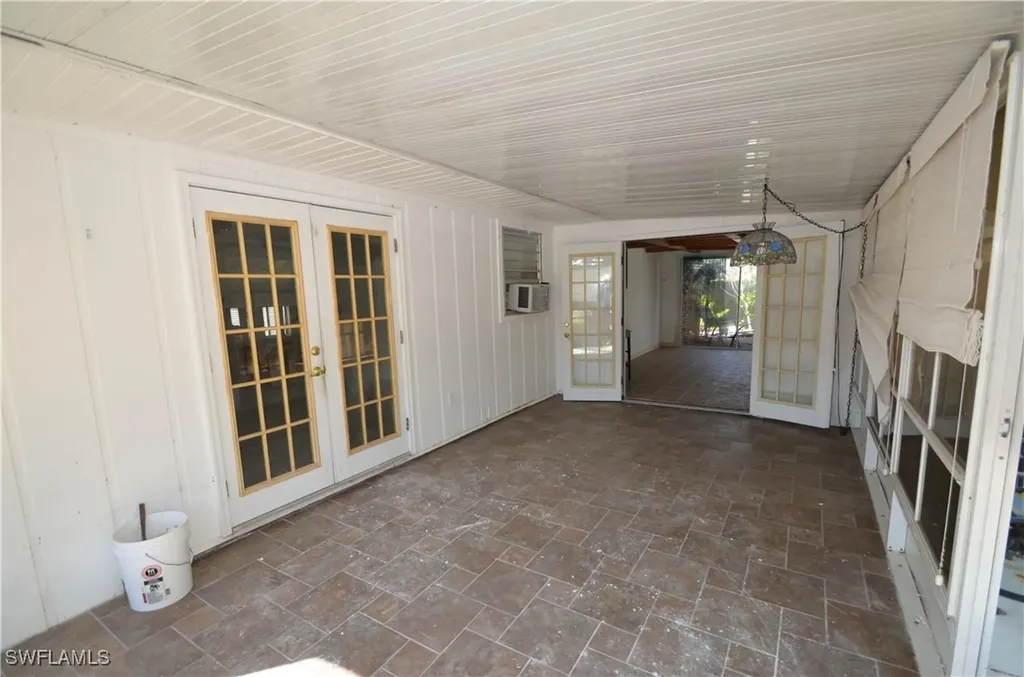 2571 Tamarind Street St. James City FL 33956
