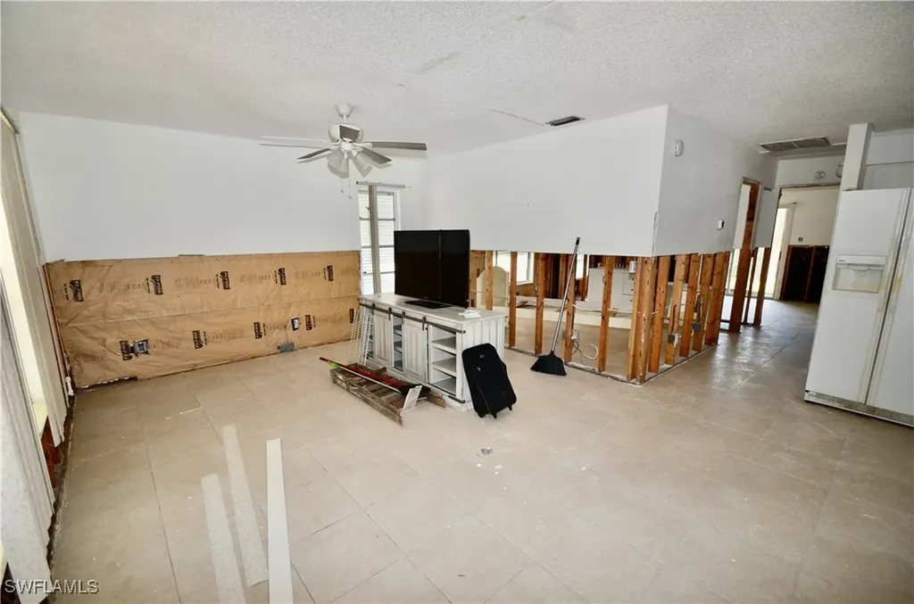 2571 Tamarind Street St. James City FL 33956