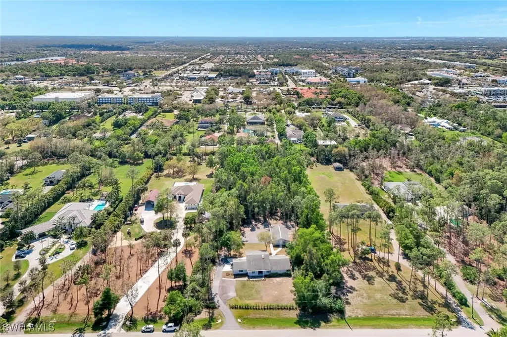 6800 Bottlebrush Lane Naples FL 34109