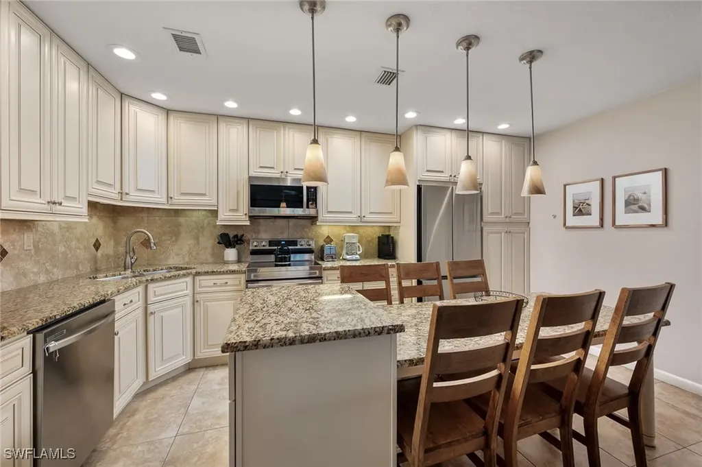 845 E Gulf Drive Sanibel FL 33957