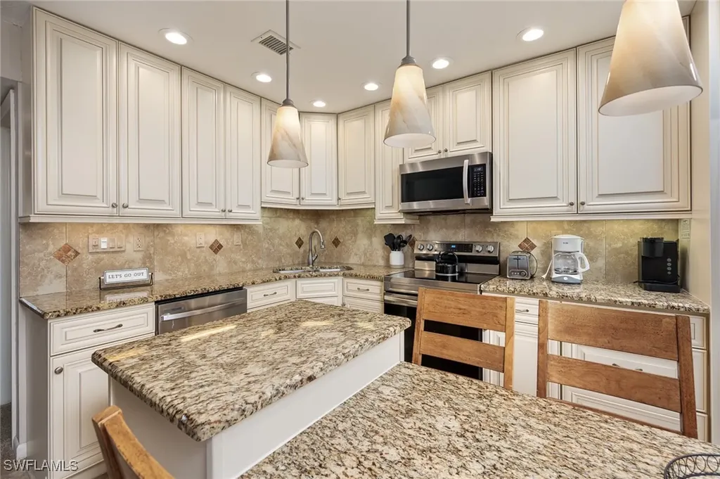 845 E Gulf Drive Sanibel FL 33957