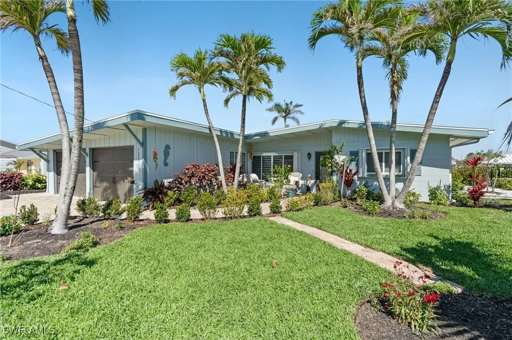 5229 Avenida Pescadora Fort Myers Beach FL 33931