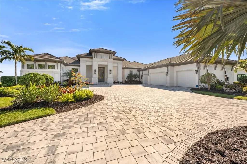 18290 Blue Eye Loop Fort Myers FL 33913