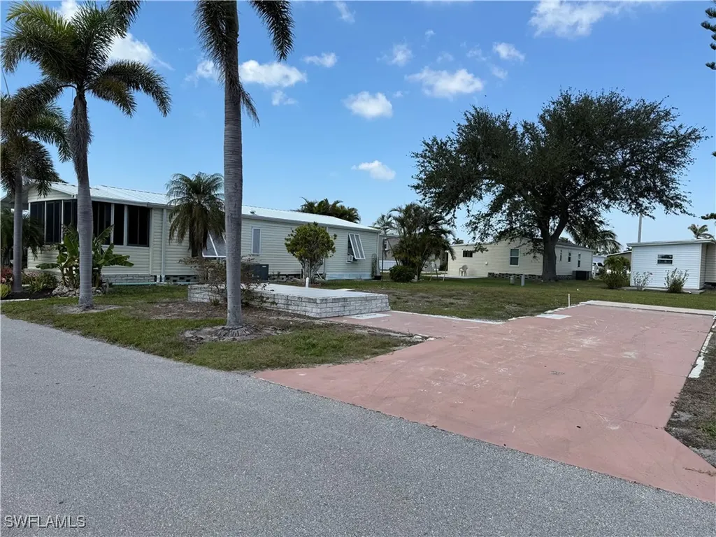 4944 Cobiac Drive St. James City FL 33956