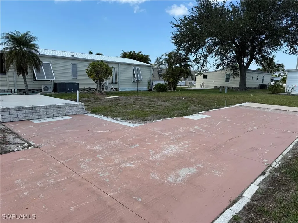 4944 Cobiac Drive St. James City FL 33956