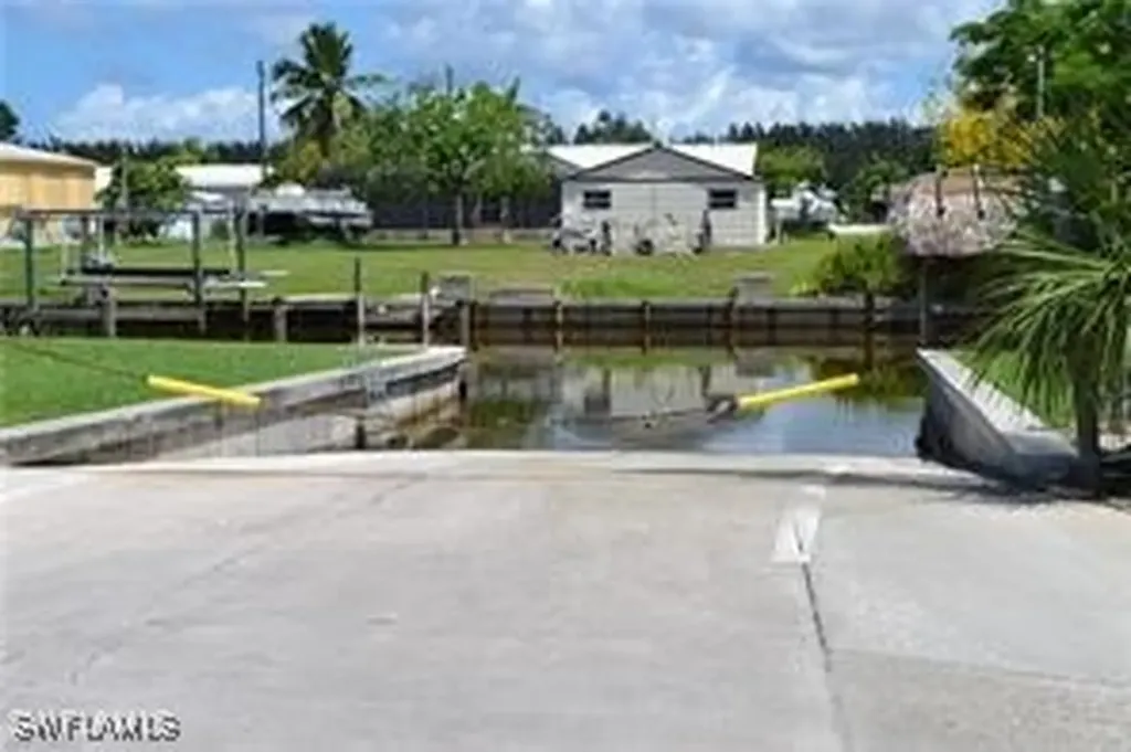 4944 Cobiac Drive St. James City FL 33956