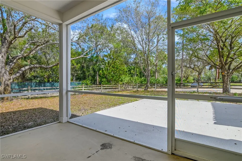 240 25th Street SW Naples FL 34117