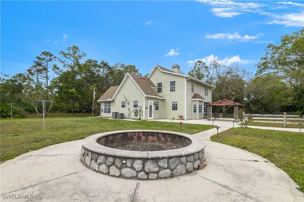 240 25th Street SW Naples FL 34117