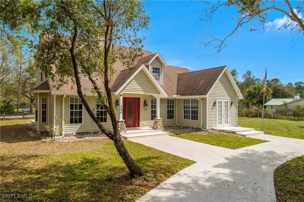 240 25th Street SW Naples FL 34117
