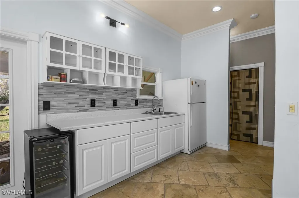 240 25th Street SW Naples FL 34117