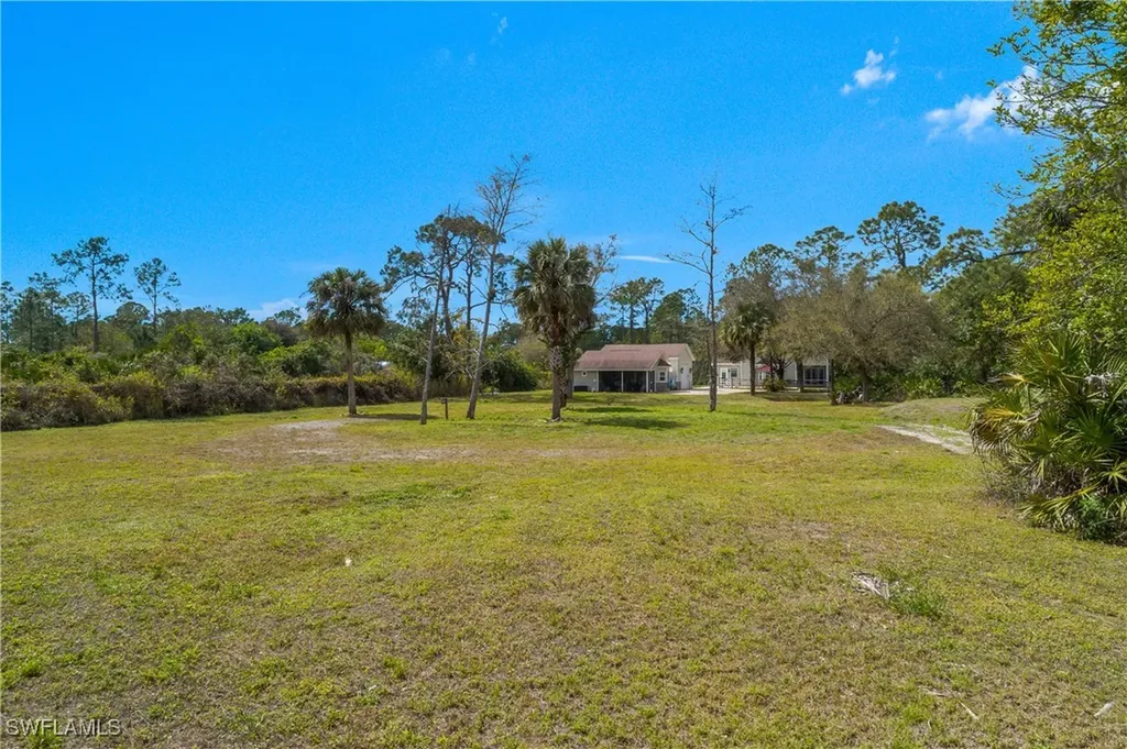 240 25th Street SW Naples FL 34117