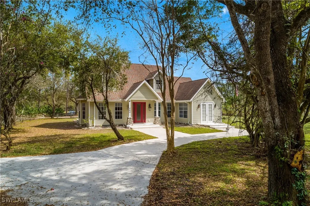 240 25th Street SW Naples FL 34117